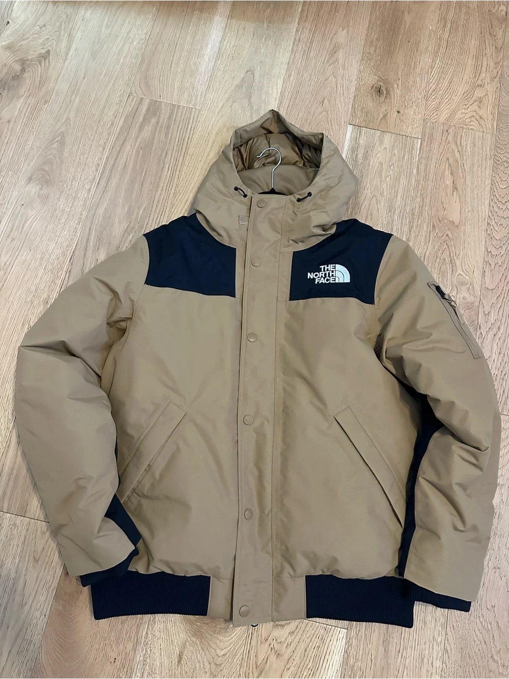 The North Face Men's Newington Down Jacket Size L LARGE NWOT Utility Brown